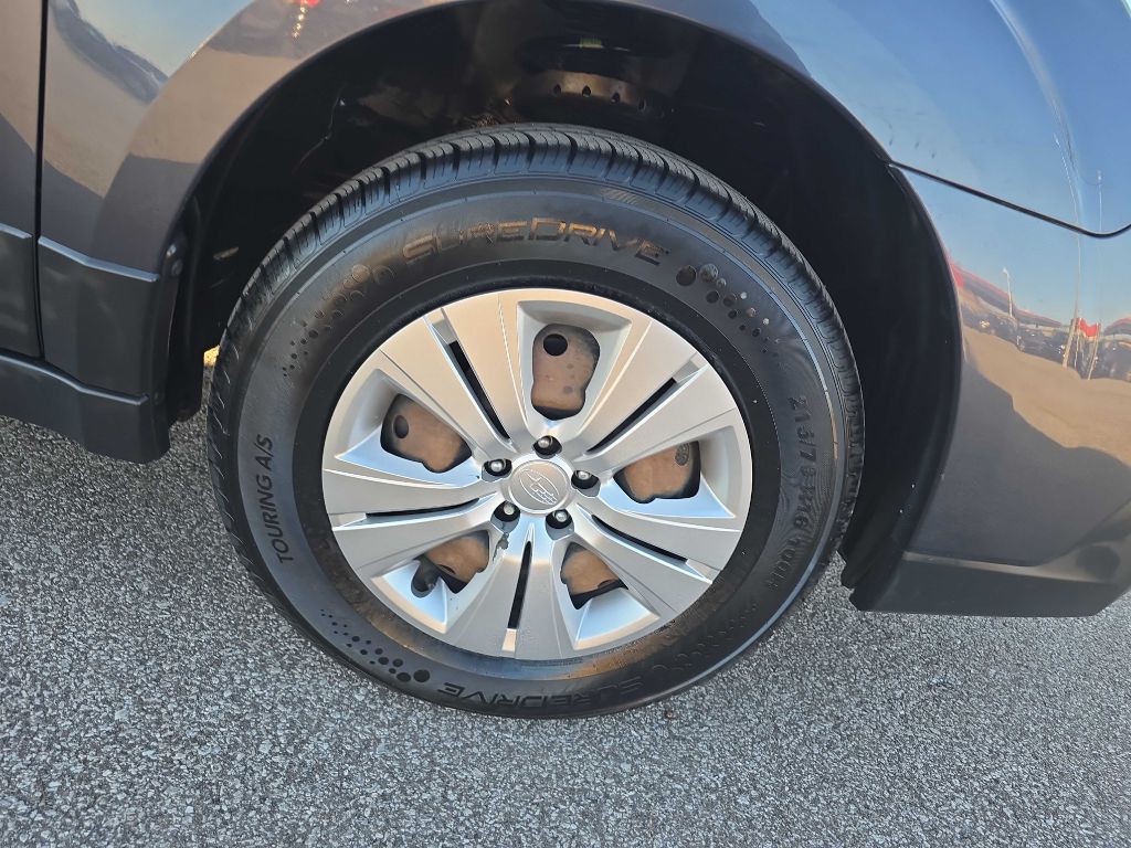 2013 Subaru Outback Image 35