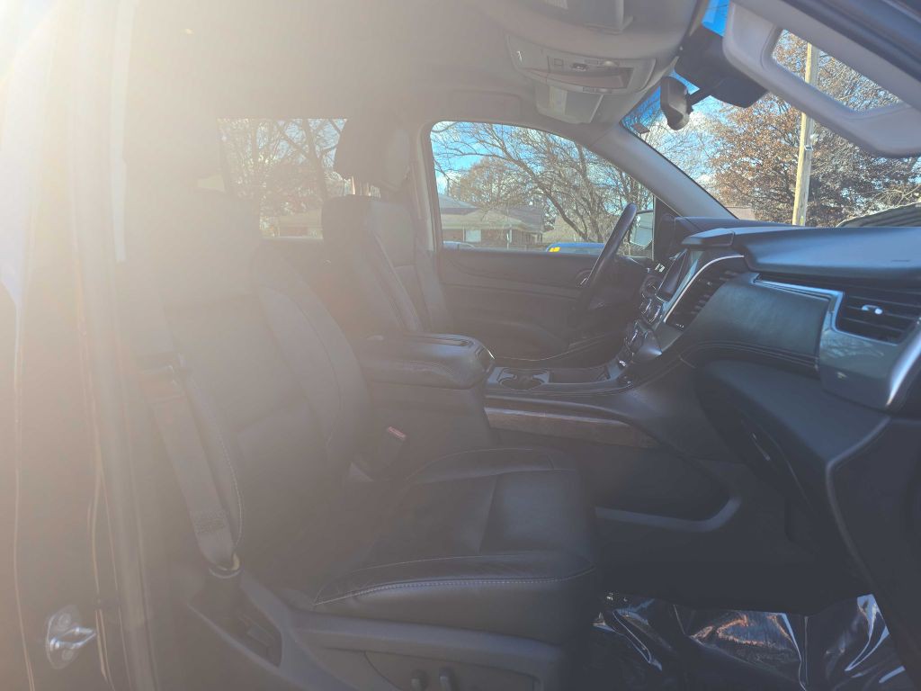 2017 Chevrolet Tahoe Image 21