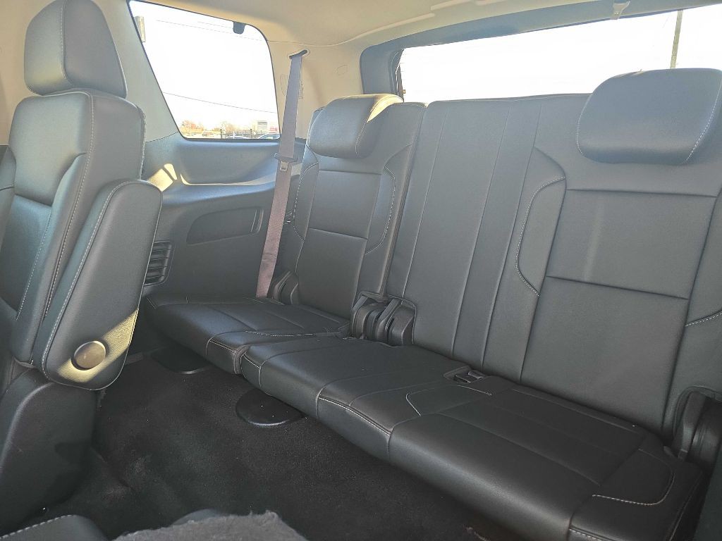 2017 Chevrolet Tahoe Image 28