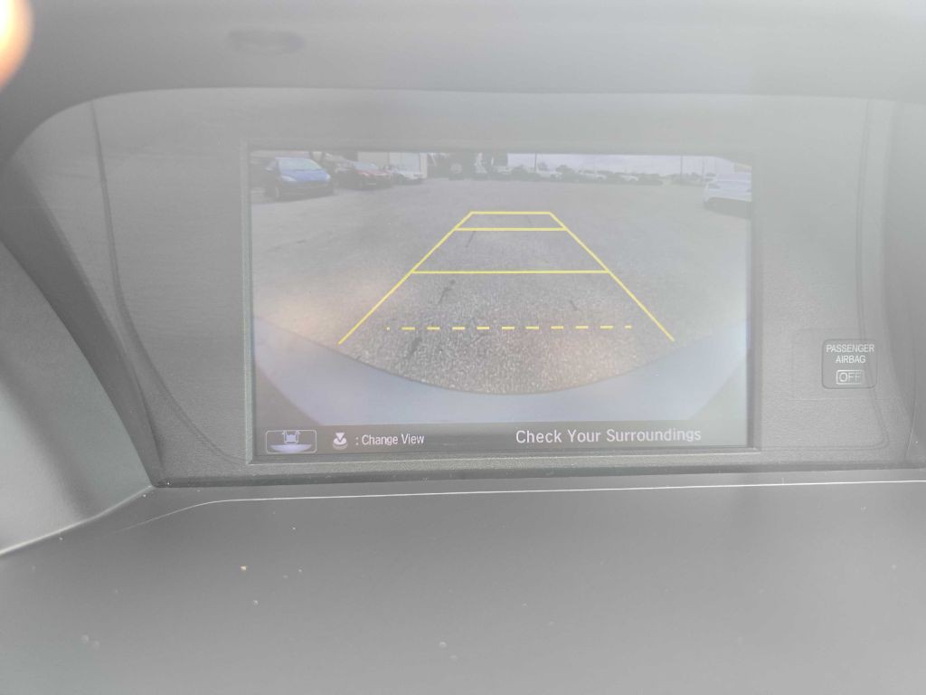 2017 Honda Accord Image 16