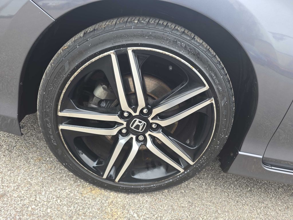 2017 Honda Accord Image 33