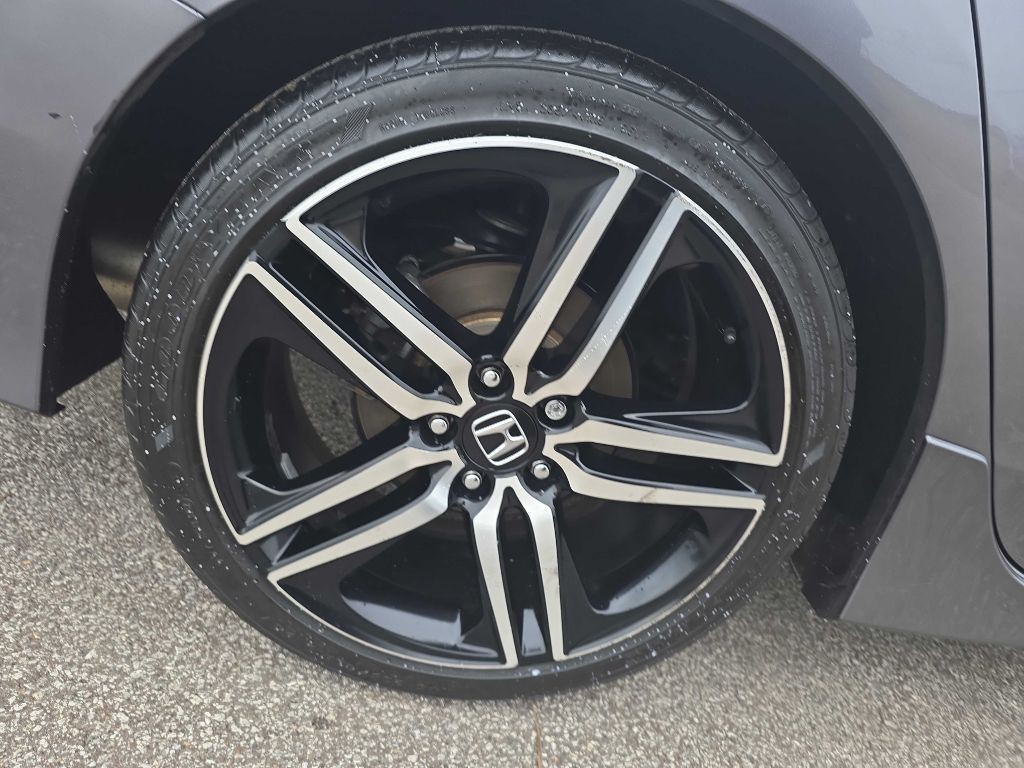 2017 Honda Accord Image 37
