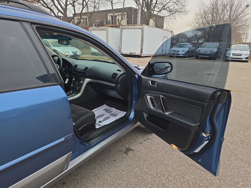 2008 Subaru Outback Image 17
