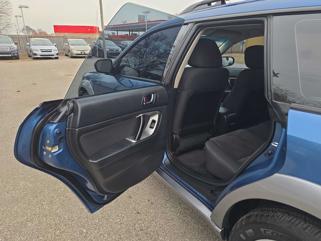 2008 Subaru Outback Image 22