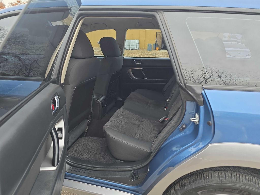2008 Subaru Outback Image 23
