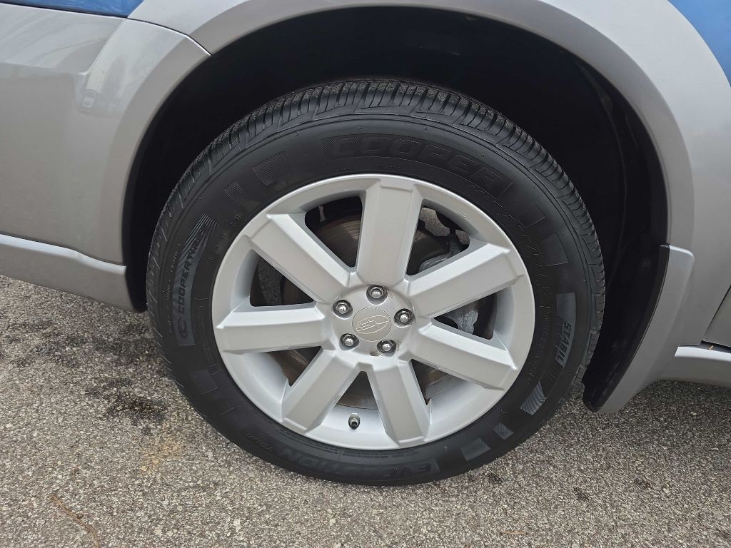 2008 Subaru Outback Image 32