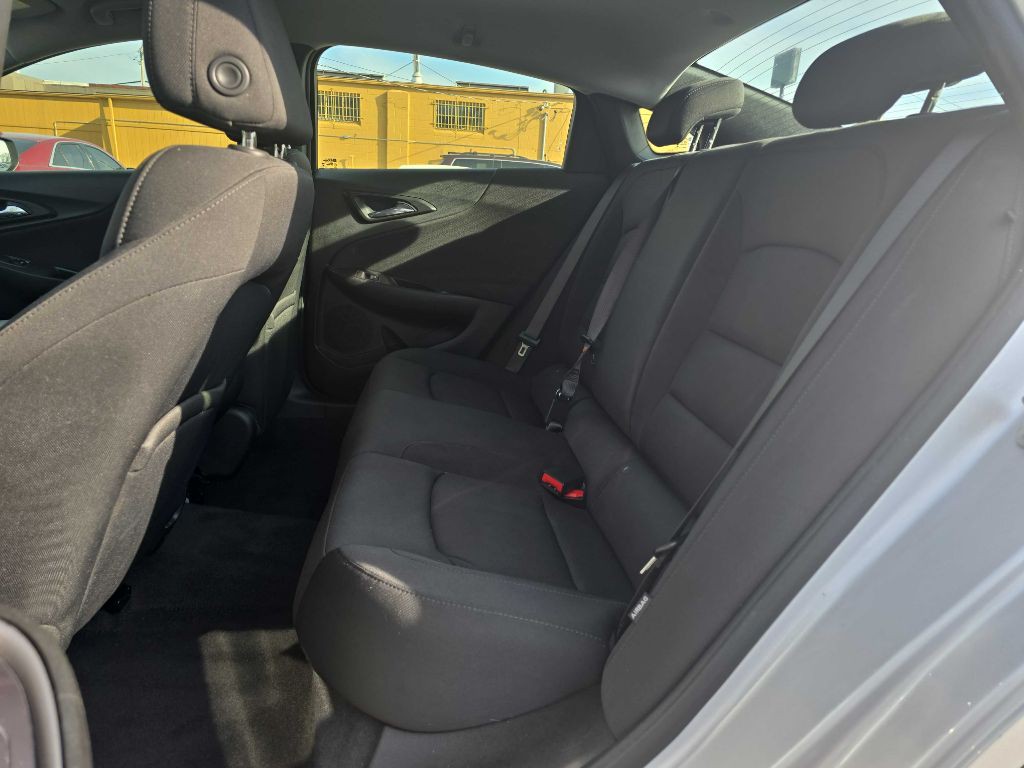 2021 Chevrolet Malibu Image 25