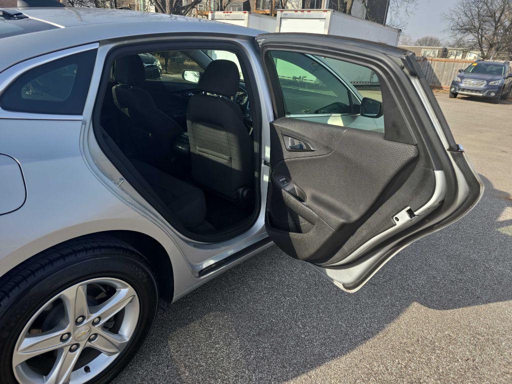 2021 Chevrolet Malibu Image 26