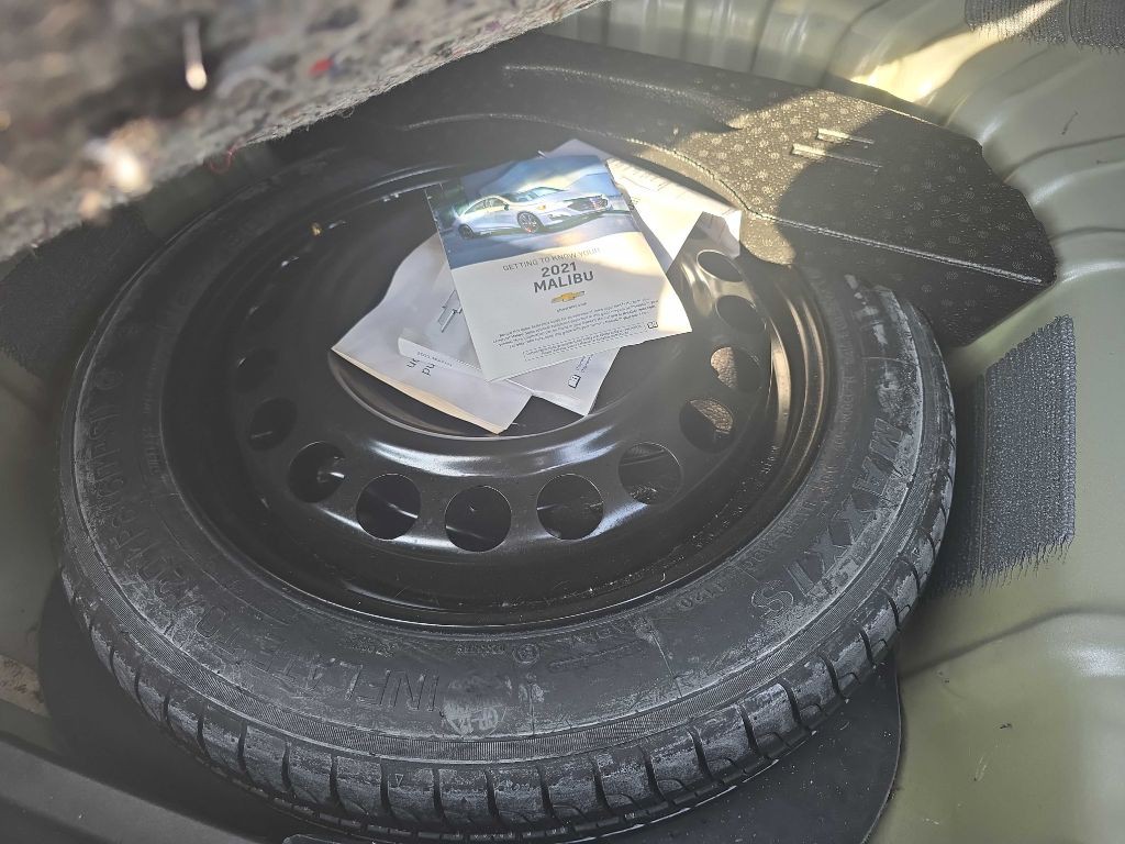 2021 Chevrolet Malibu Image 30