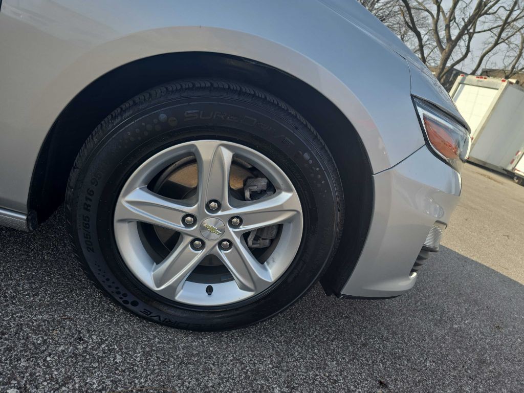 2021 Chevrolet Malibu Image 35