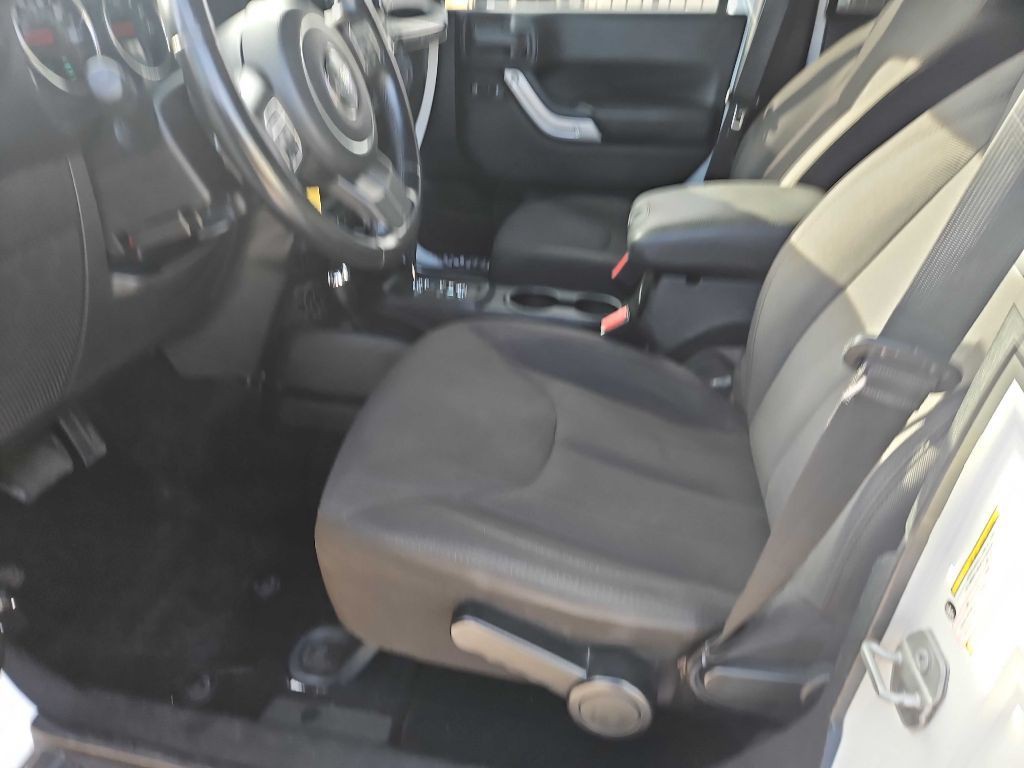 2015 Jeep Wrangler Unlimited Image 20