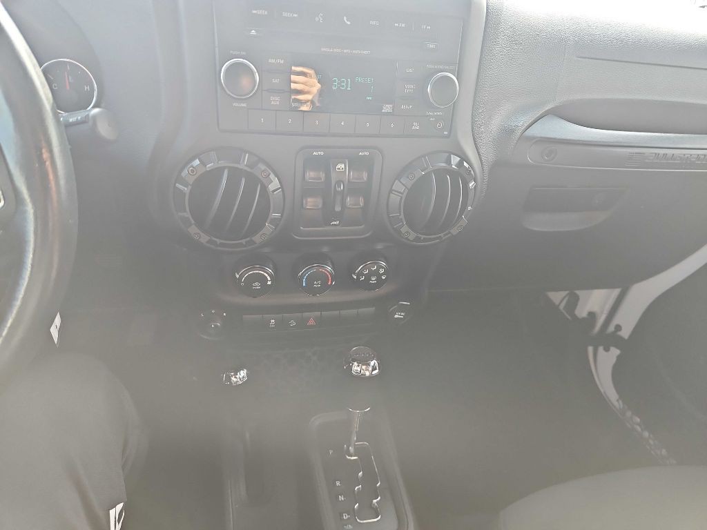 2015 Jeep Wrangler Unlimited Image 28