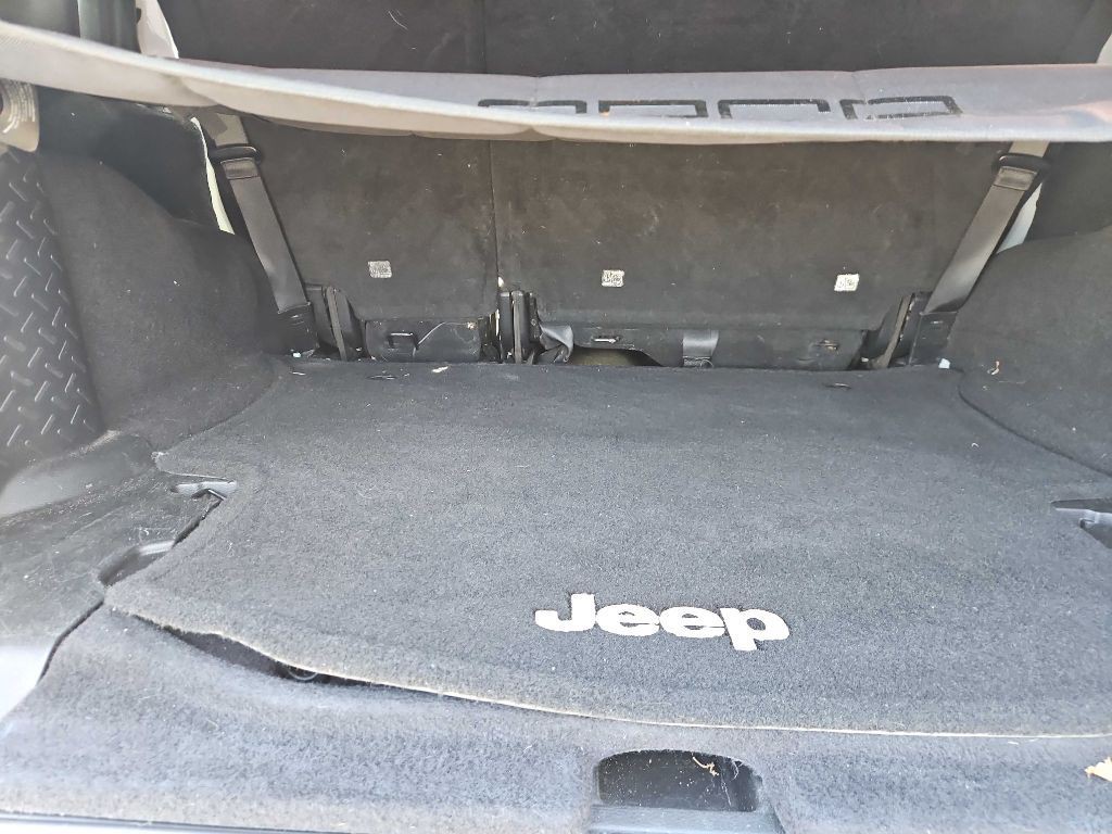 2015 Jeep Wrangler Unlimited Image 40