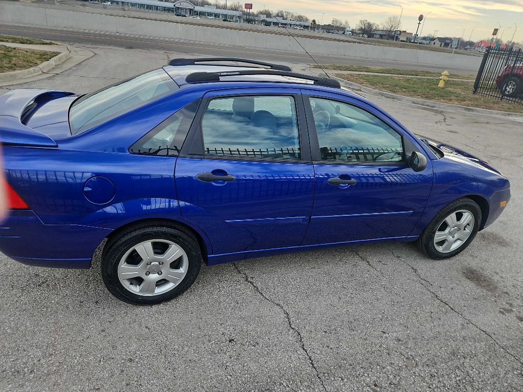 2006 Ford Focus Image 6