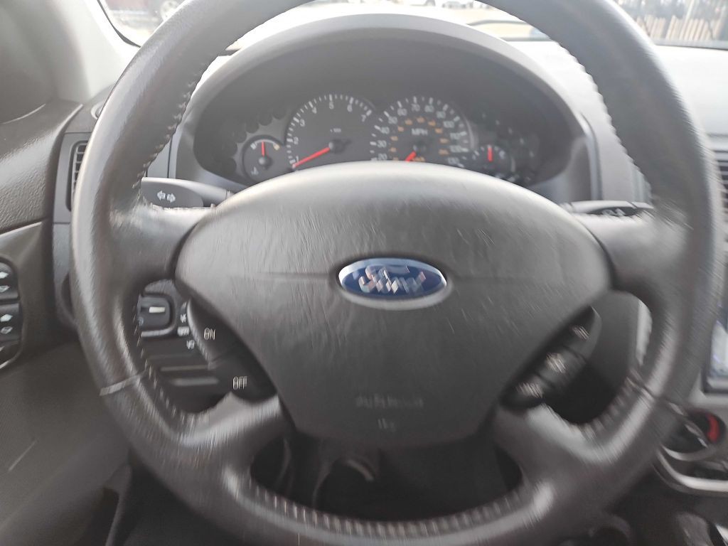 2006 Ford Focus Image 23