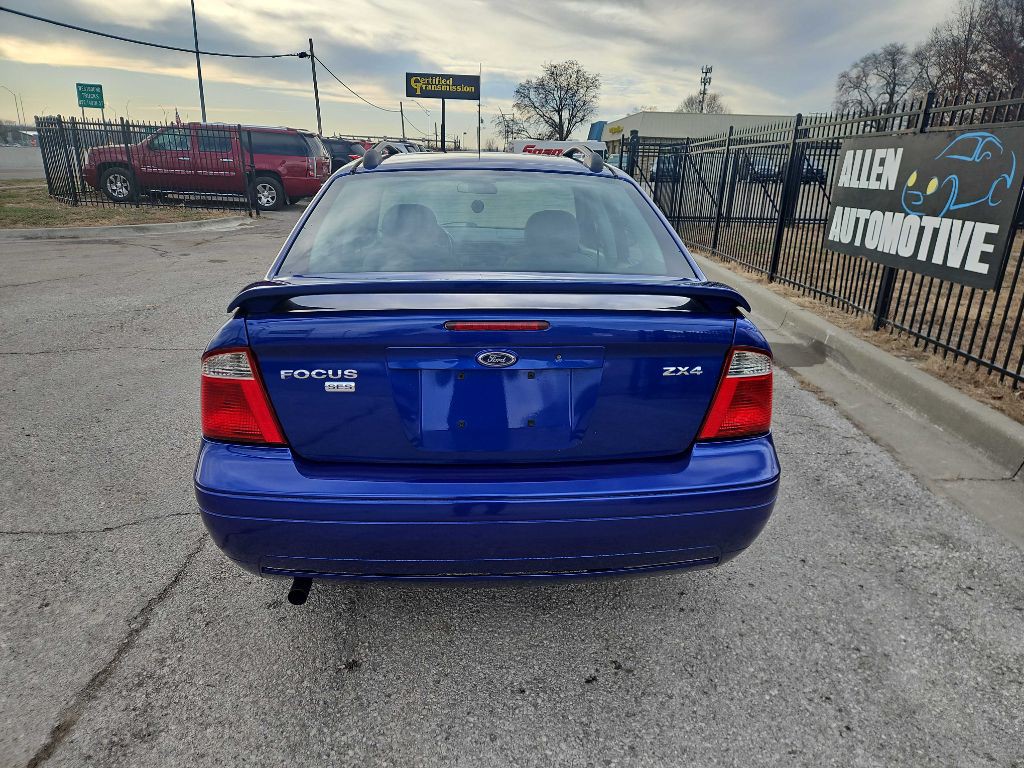 2006 Ford Focus Image 4