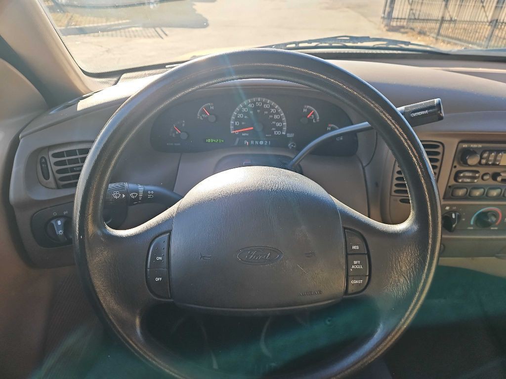 1999 Ford F-150 Image 23