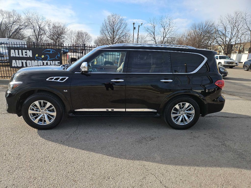 2016 INFINITI QX80 Image 2