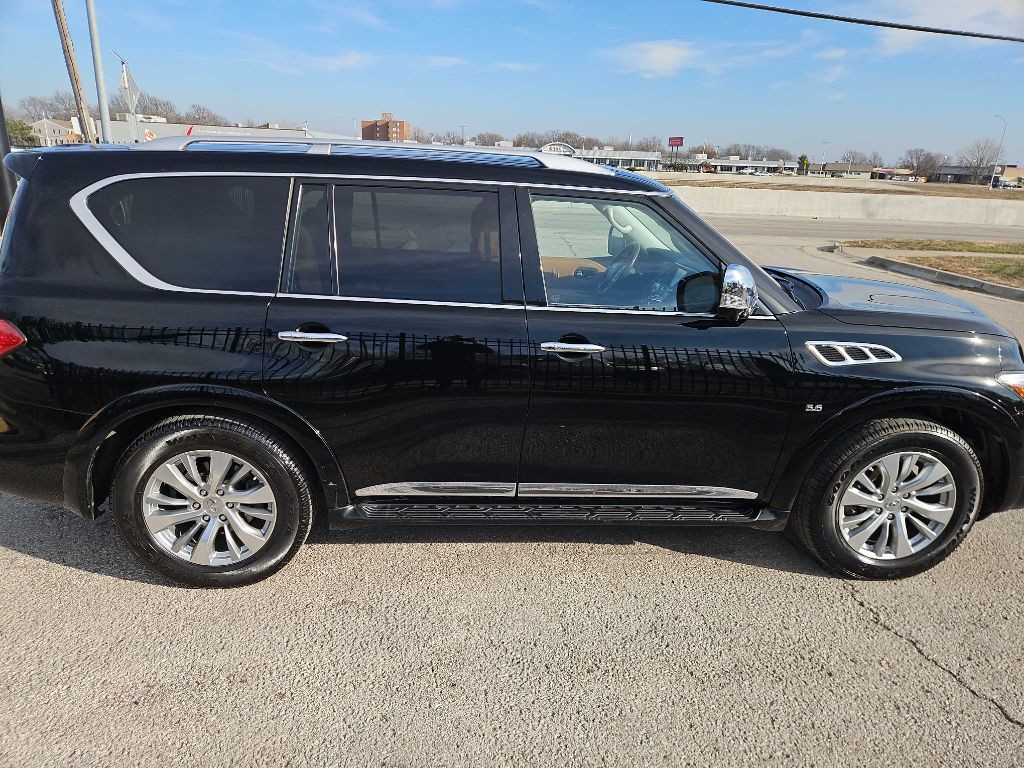 2016 INFINITI QX80 Image 6