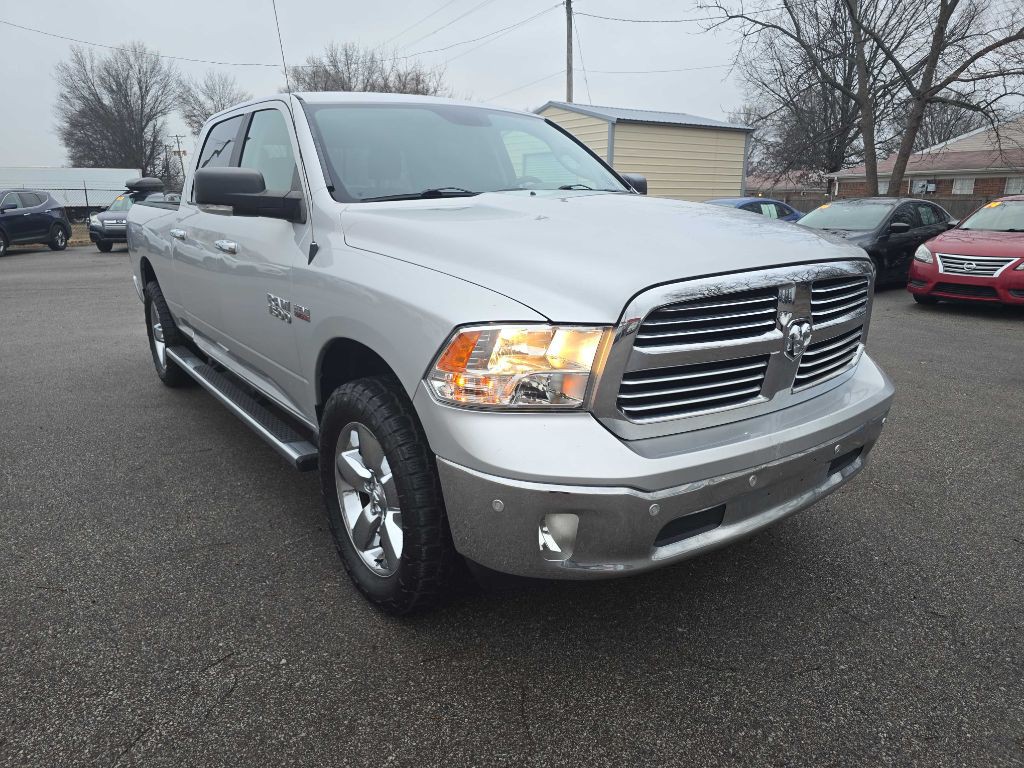 2017 RAM 1500 Image 3
