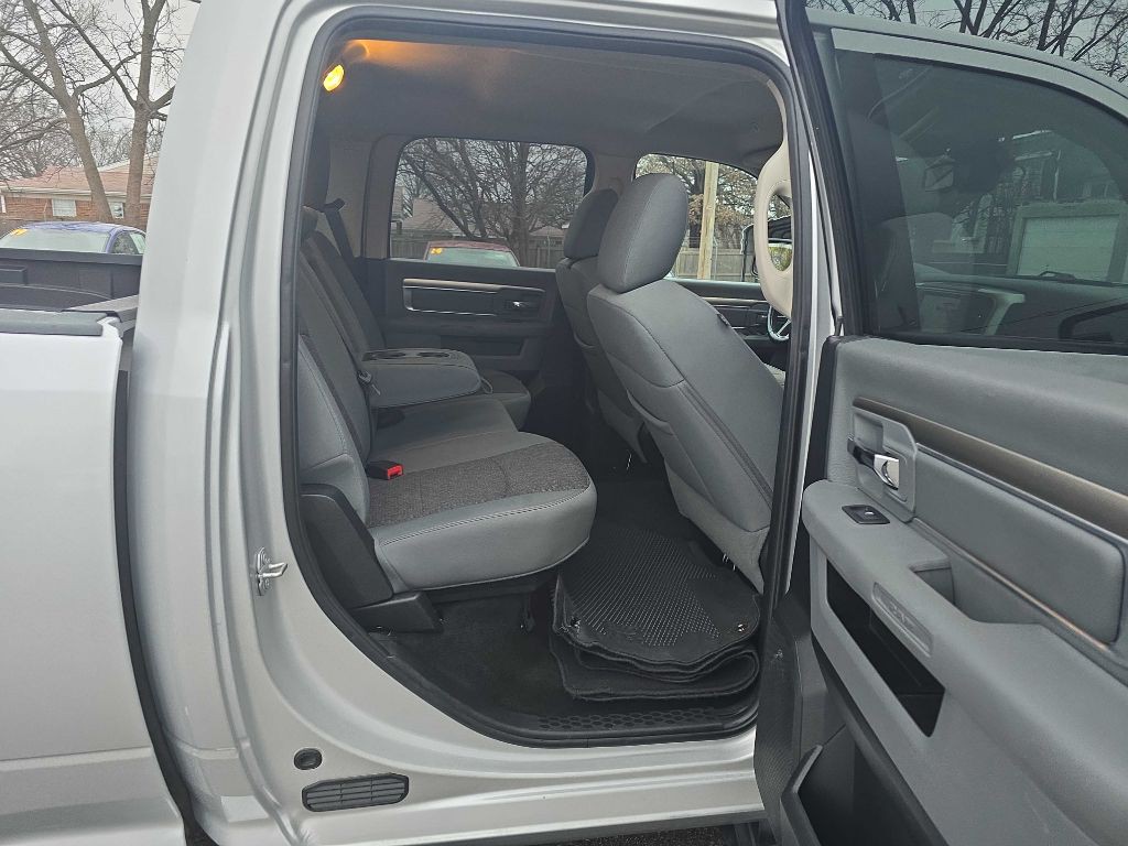 2017 RAM 1500 Image 27