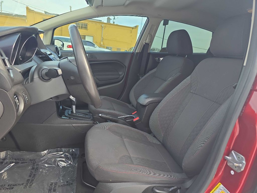 2014 Ford Fiesta Image 12