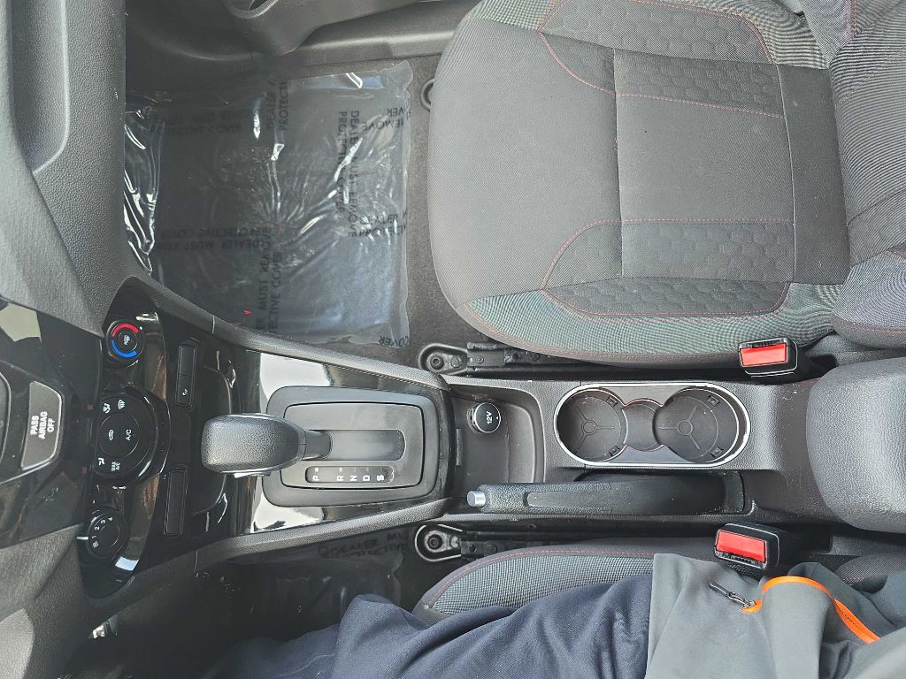 2014 Ford Fiesta Image 16