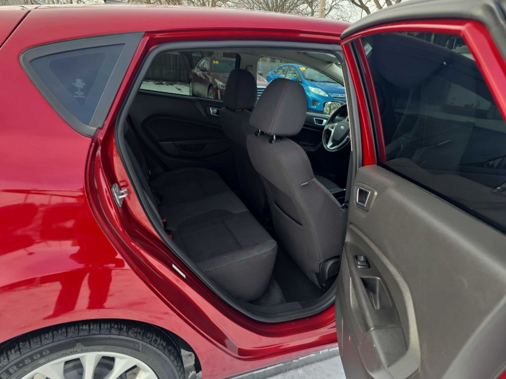 2014 Ford Fiesta Image 27