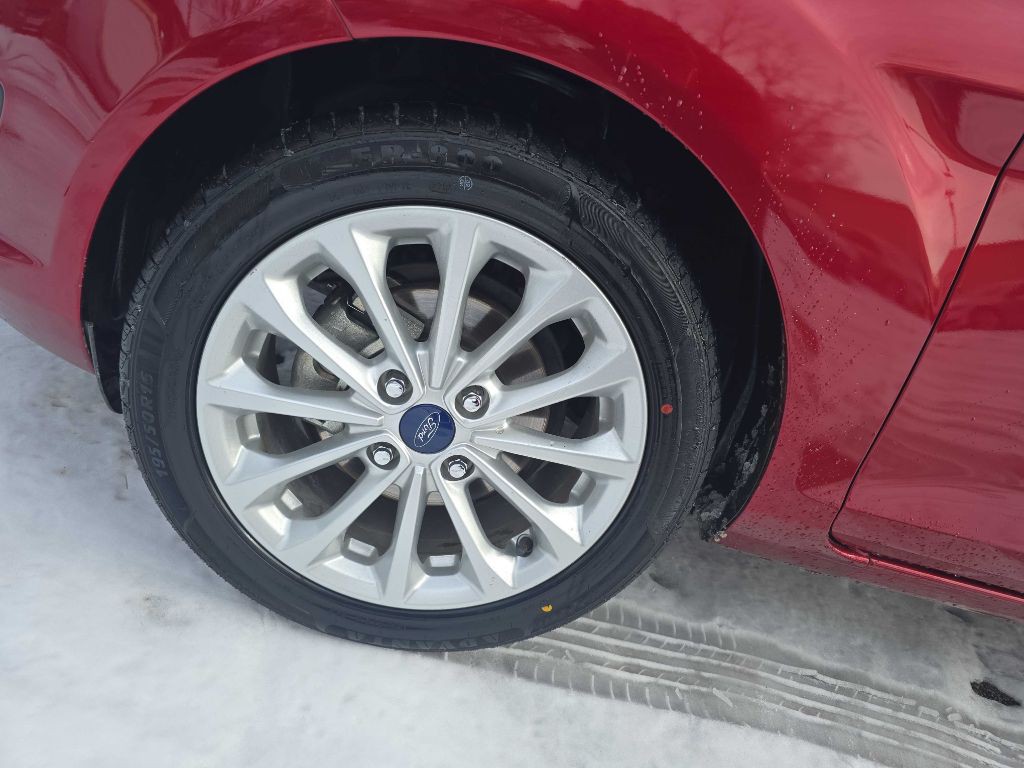 2014 Ford Fiesta Image 33