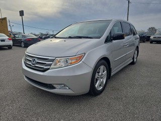 Image for 2013 Honda Odyssey Touring ID: 7137207