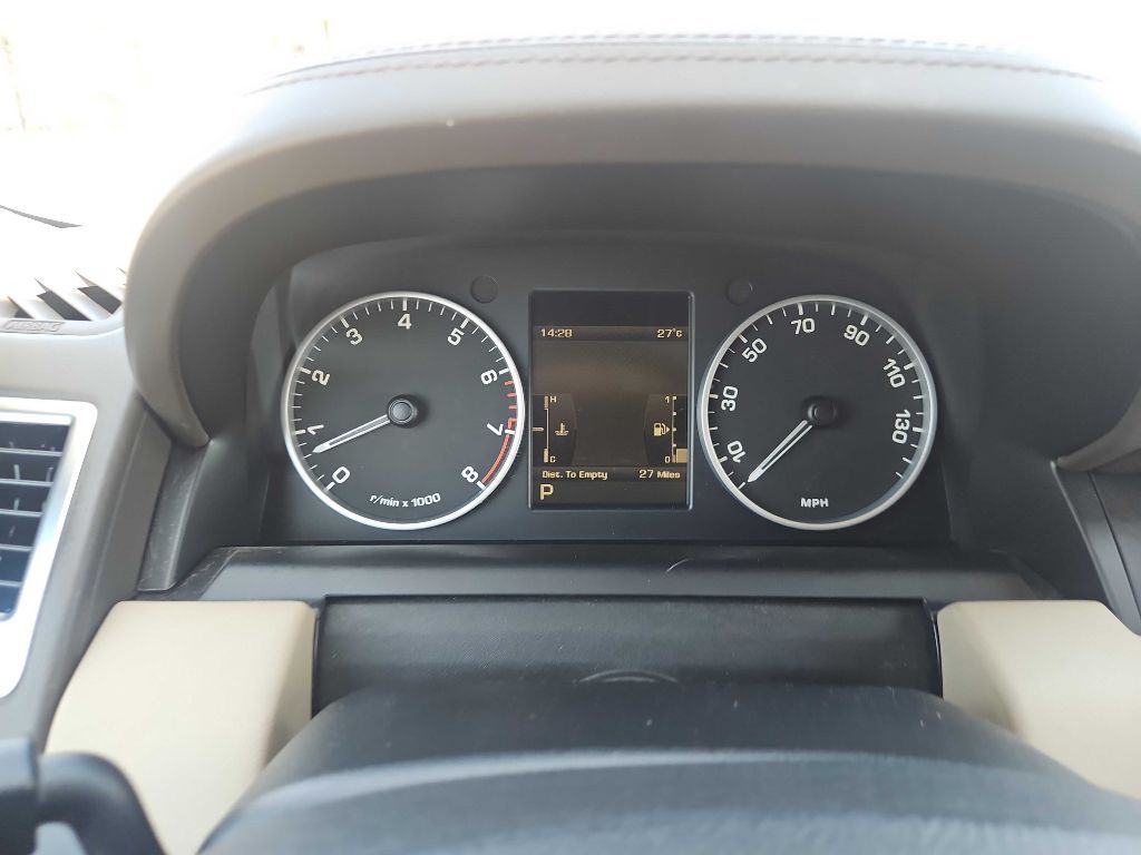 2010 Land Rover Range Rover Sport Image 16