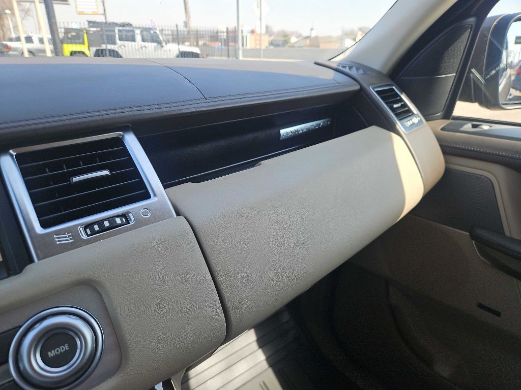 2010 Land Rover Range Rover Sport Image 21