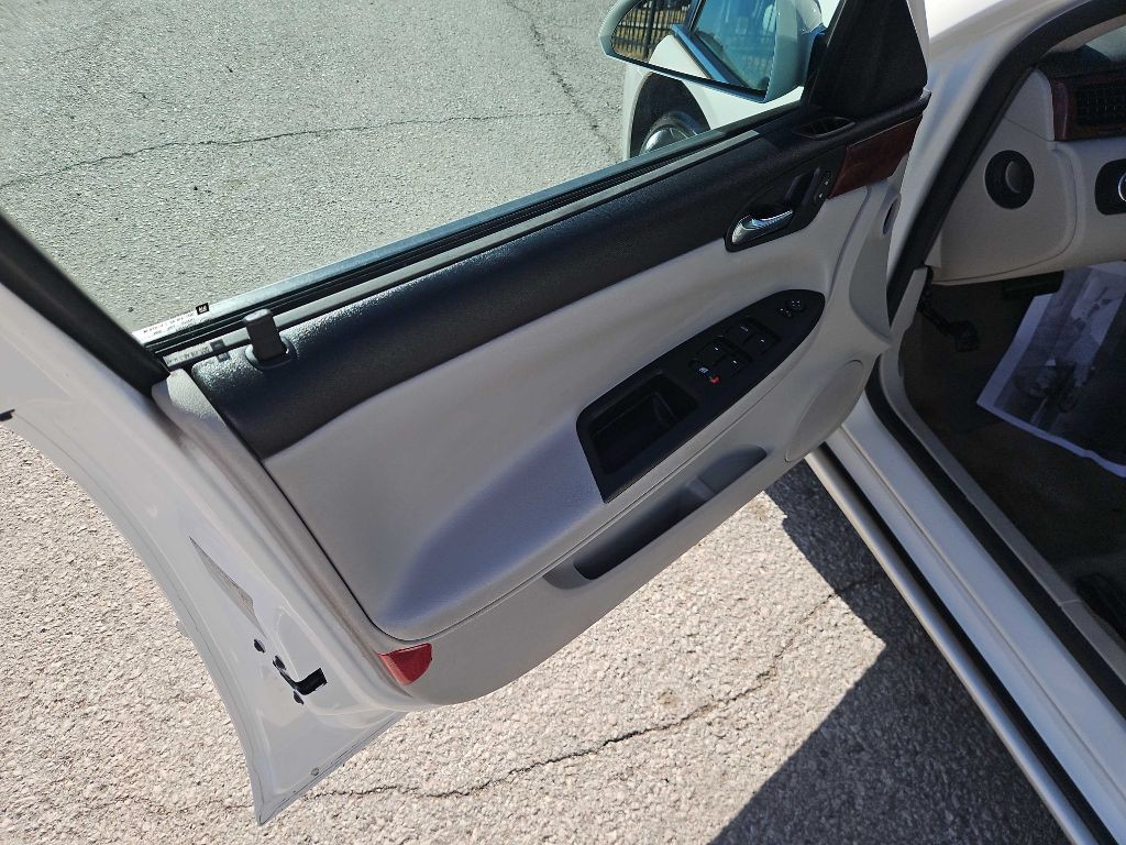 2007 Chevrolet Impala Image 17