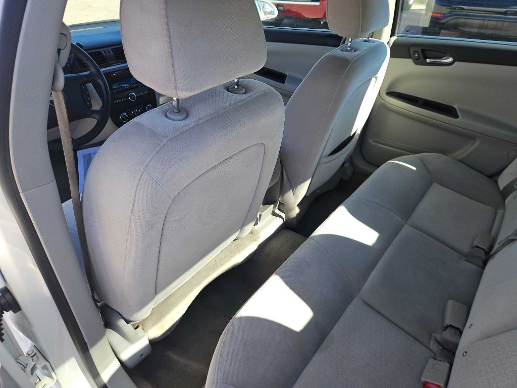 2007 Chevrolet Impala Image 29