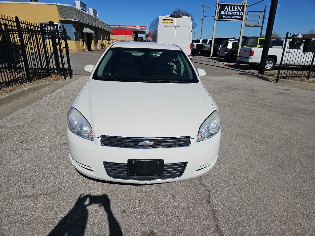 2007 Chevrolet Impala Image 2