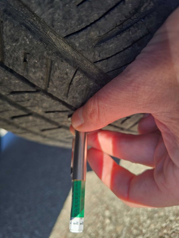 2012 Nissan Rogue Image 38