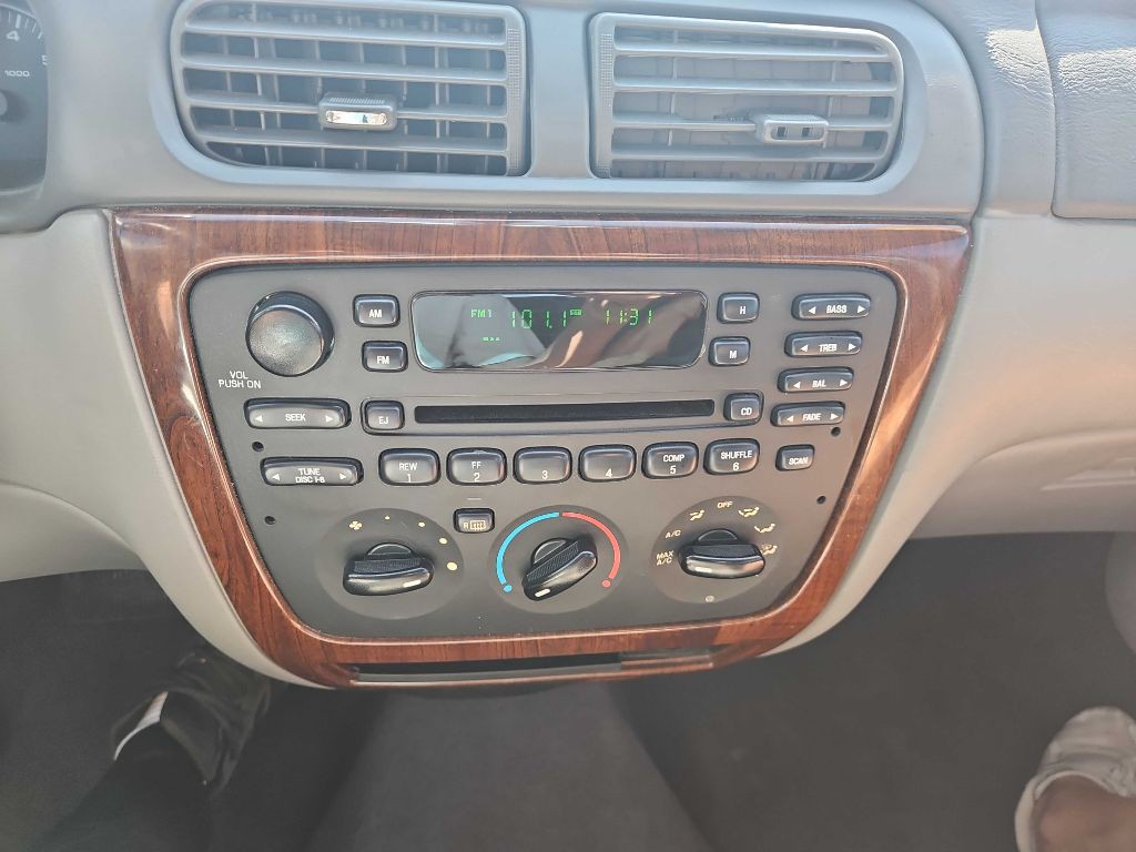 2003 Mercury Sable Image 17