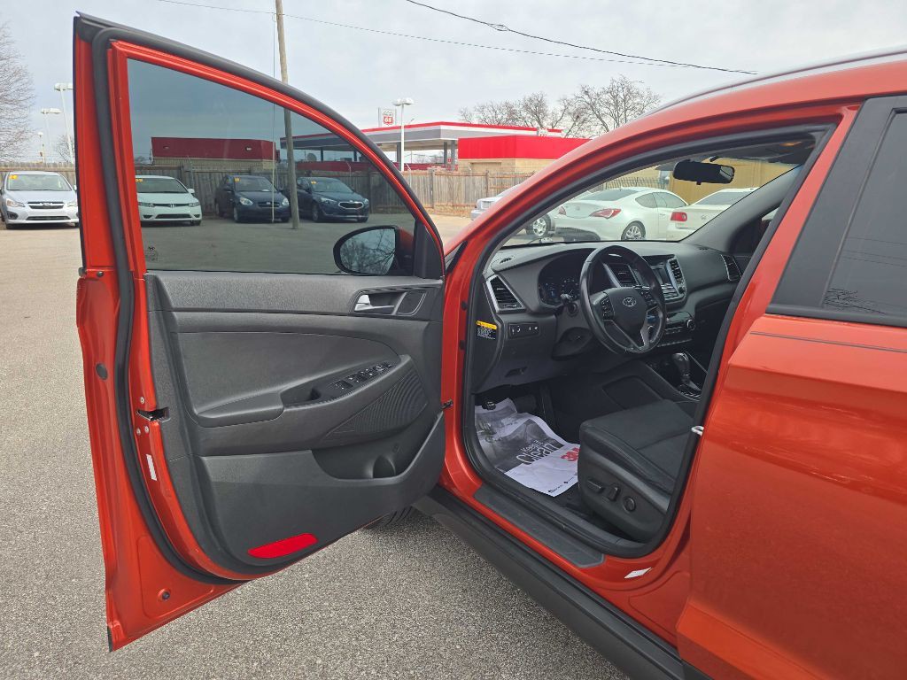 2016 Hyundai Tucson Image 9