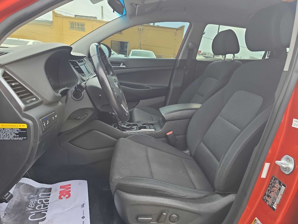 2016 Hyundai Tucson Image 11