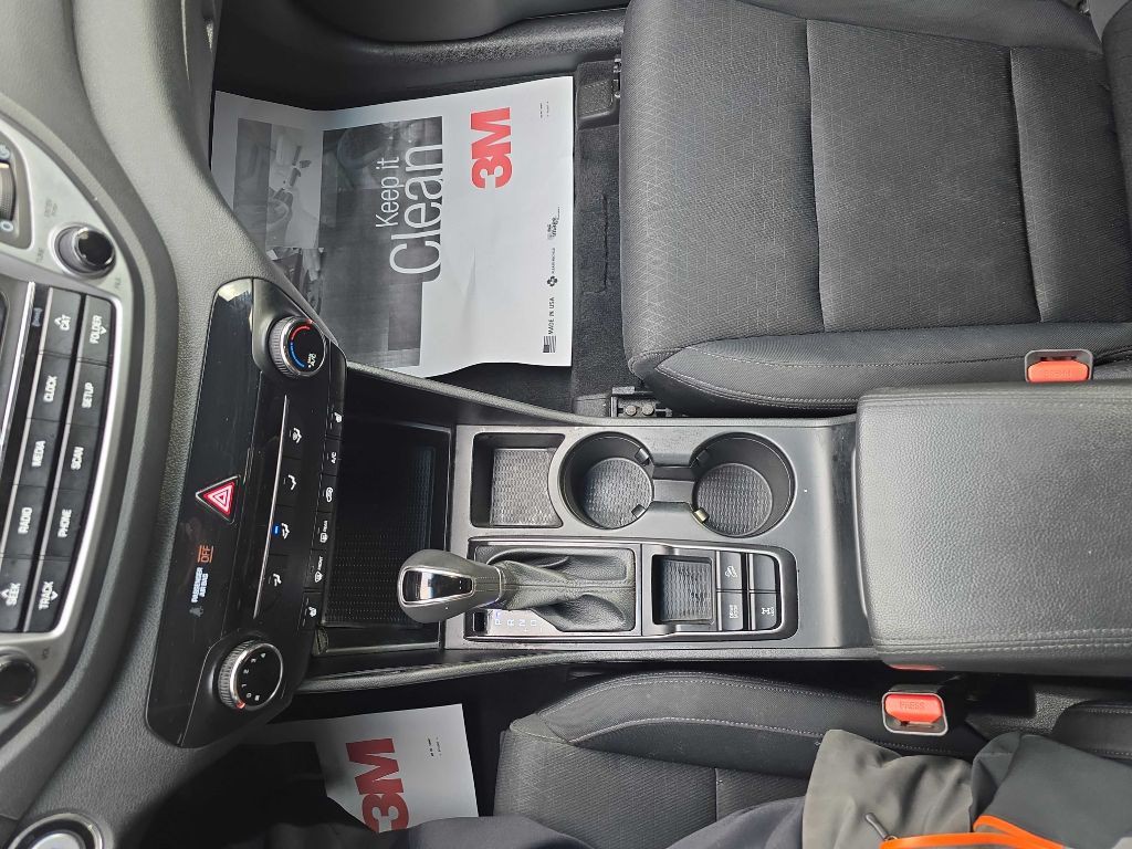 2016 Hyundai Tucson Image 17