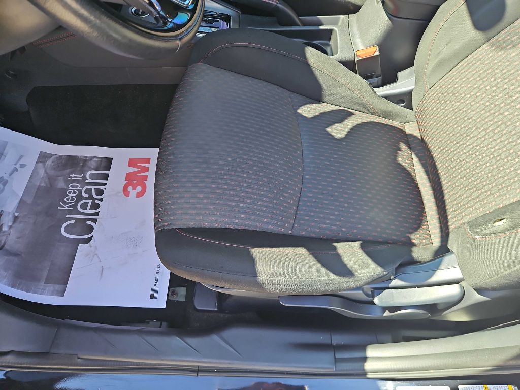 2019 Mitsubishi Outlander Image 19