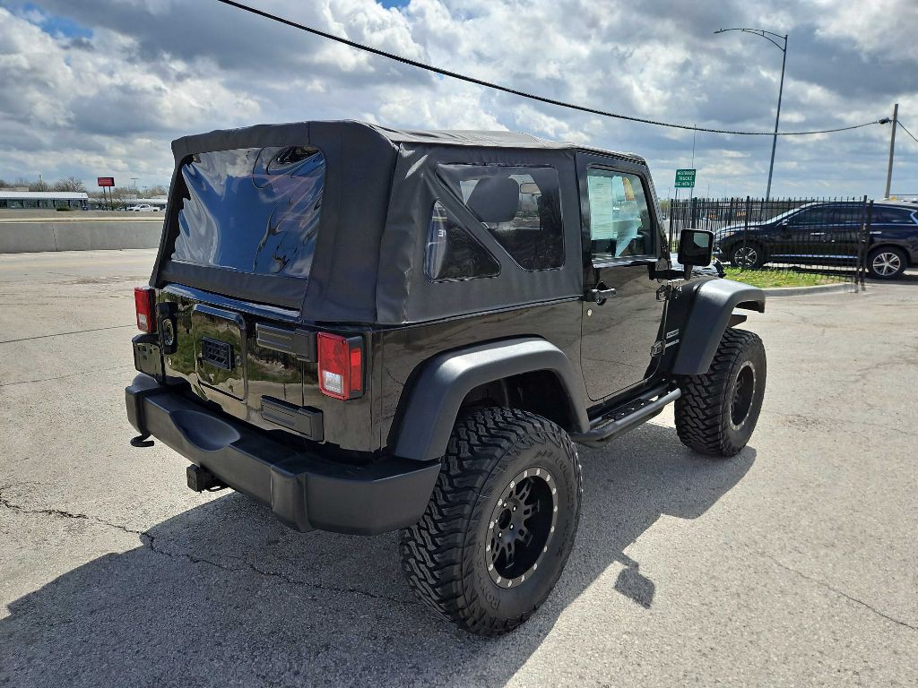 2011 Jeep Wrangler Image 4
