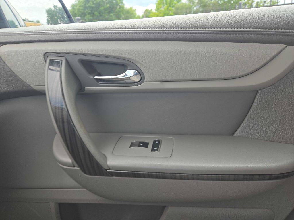2013 Chevrolet Traverse Image 35