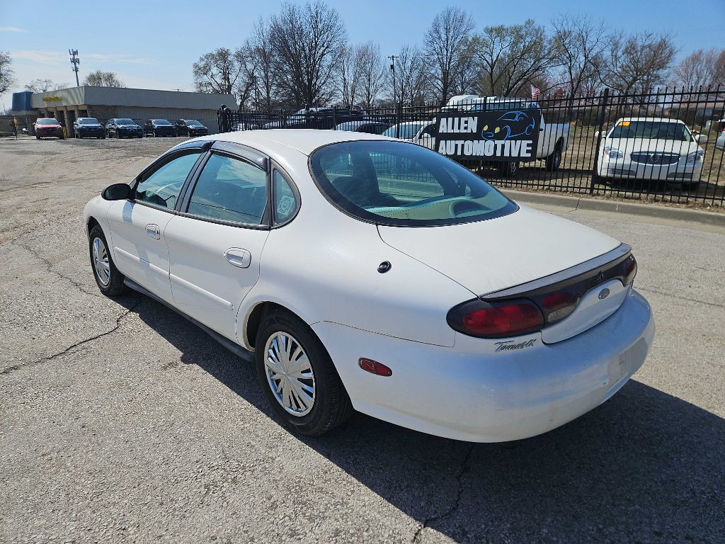 1999 Ford Taurus Image 4
