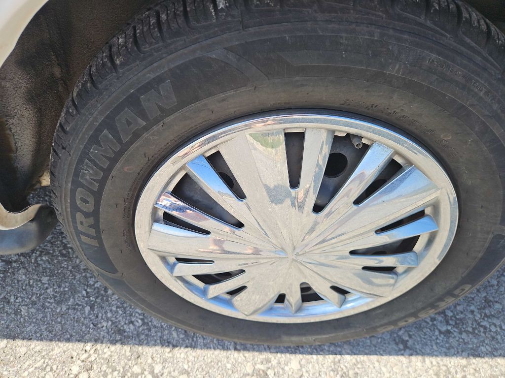 1999 Ford Taurus Image 11