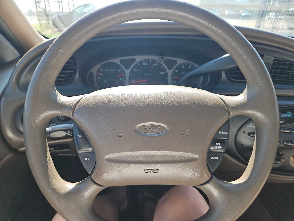 1999 Ford Taurus Image 23