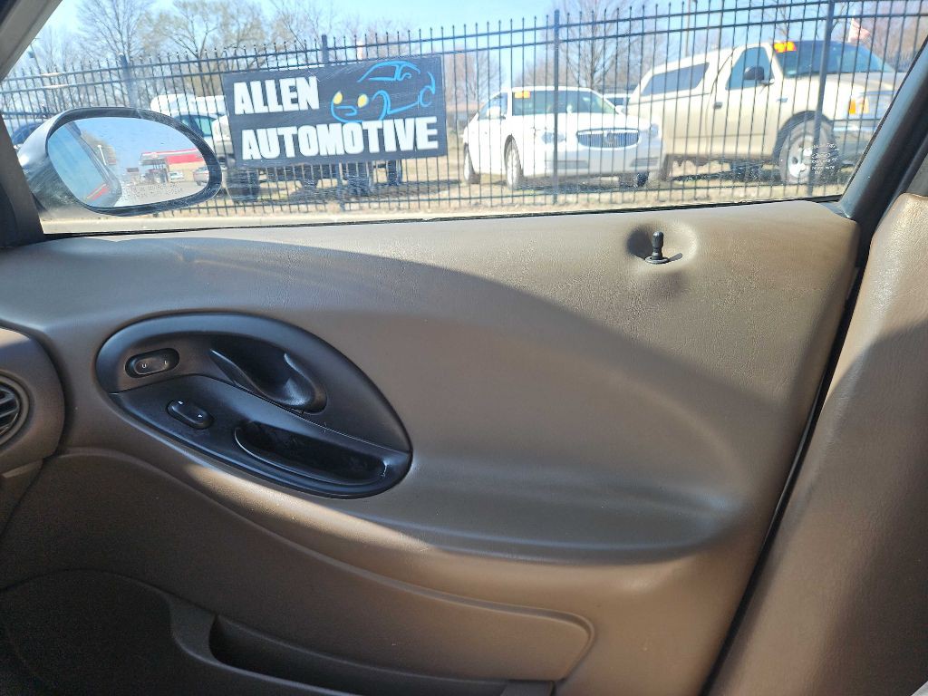 1999 Ford Taurus Image 29