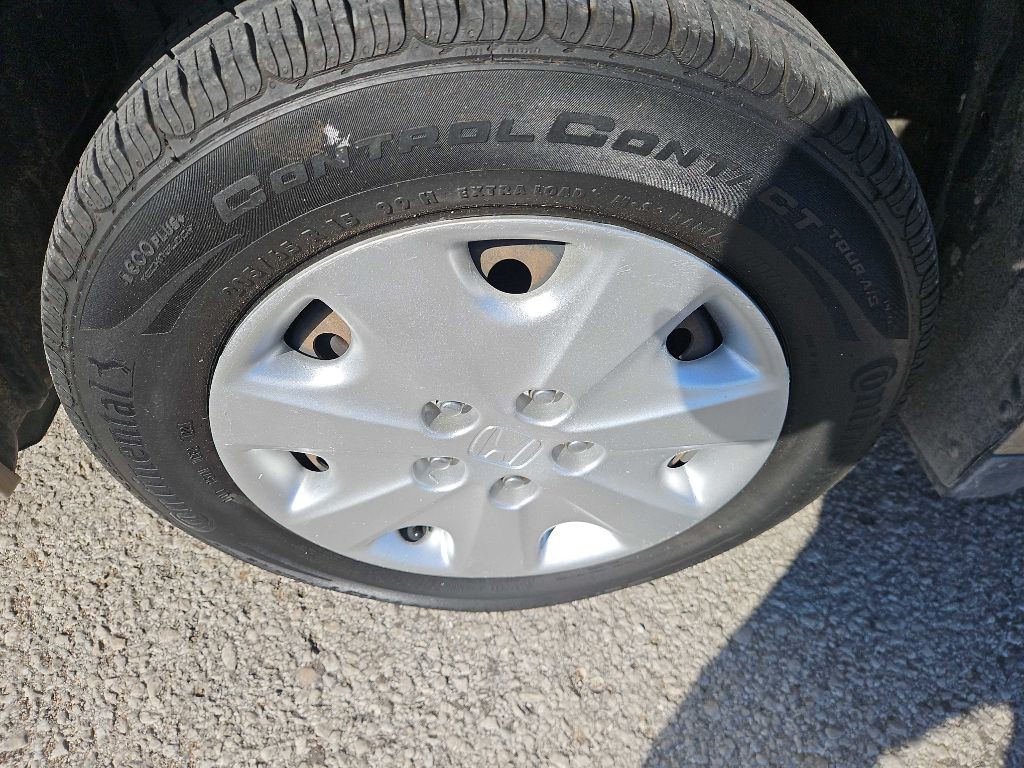 2003 Honda Accord Image 9