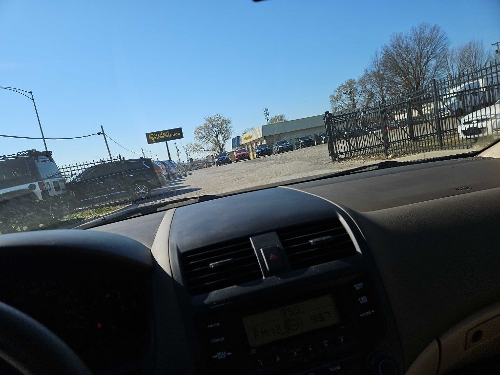 2003 Honda Accord Image 30