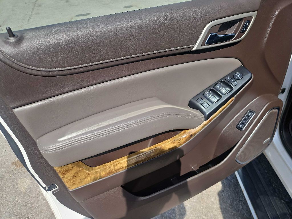 2016 GMC Yukon Image 9